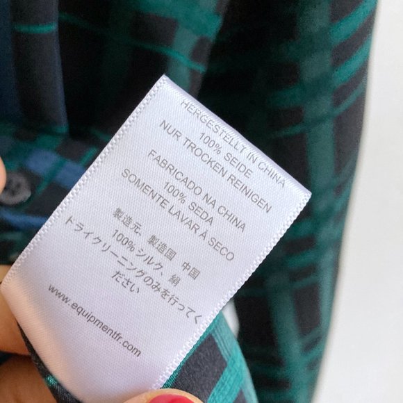 Equipment Women's Adalyn 100% Silk Shirt Blouse Black Ink Multi Camp V Collar S - Picture 12 of 14